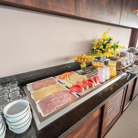 Via Garden Varginha Hotel Dış mekan fotoğraf