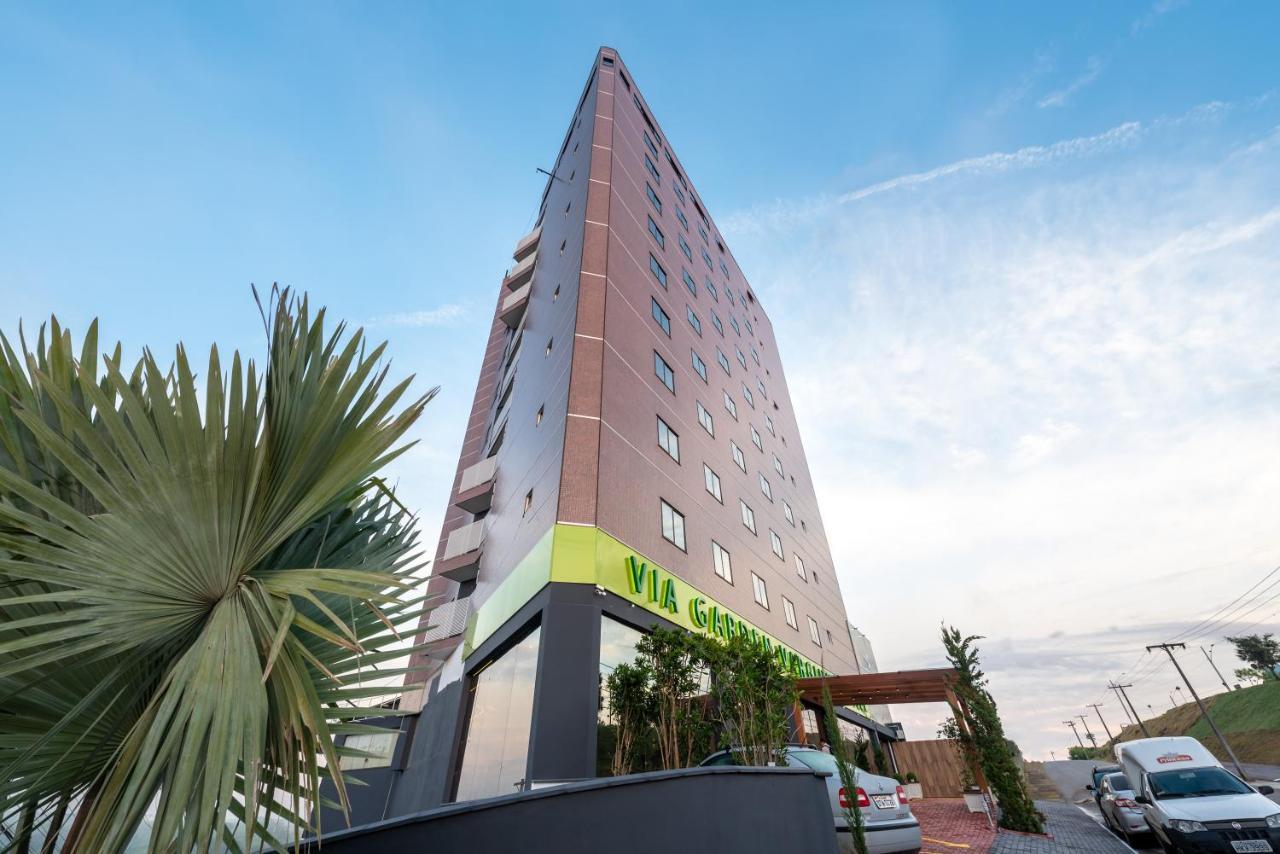 Via Garden Varginha Hotel Dış mekan fotoğraf