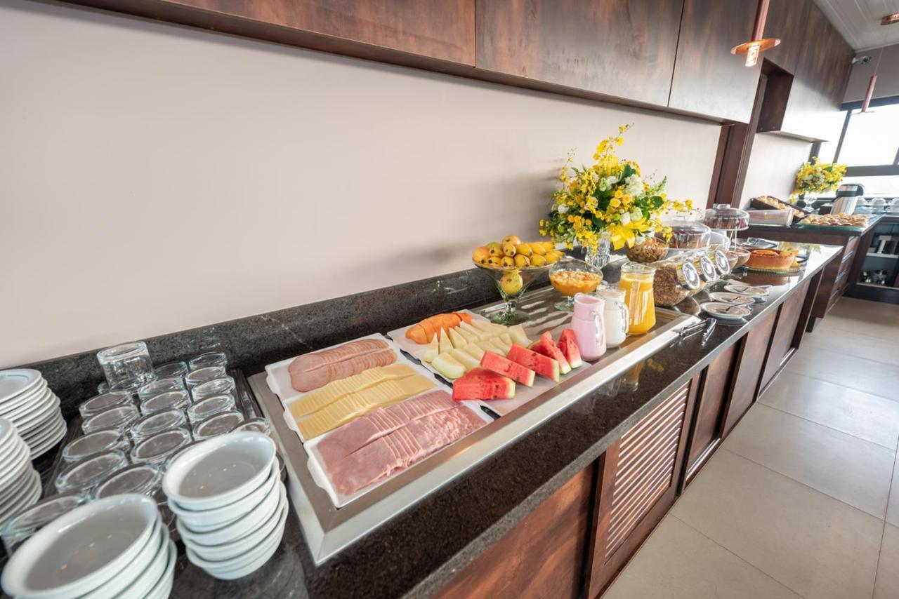 Via Garden Varginha Hotel Dış mekan fotoğraf
